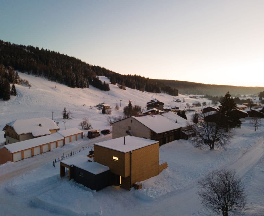 toit terrasse et neige