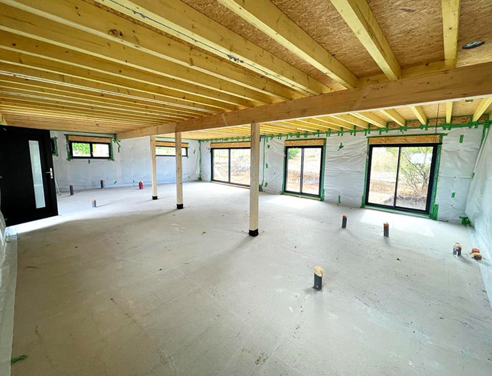 L'intérieur de la maison booa du Morbihan